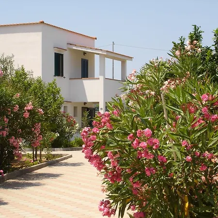 Sun Bay Lejlighedshotel 3*