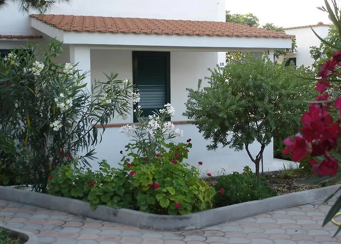 Sun Bay מלון דירות